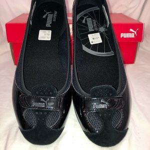 Black patent Puma Zandy ballet flats